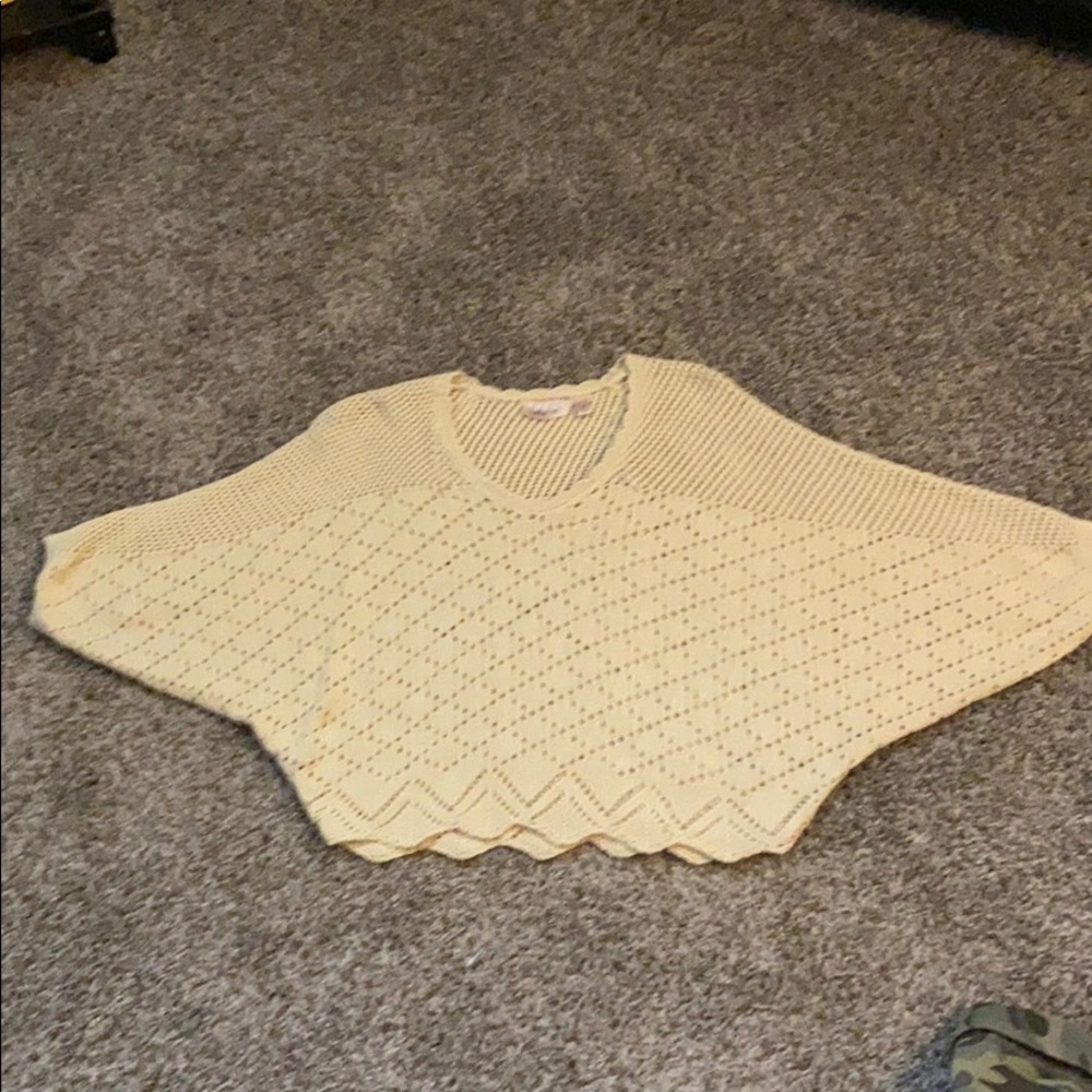 Cropped sweater